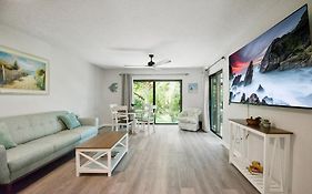 2 Bed/2 Bath Beach Condo